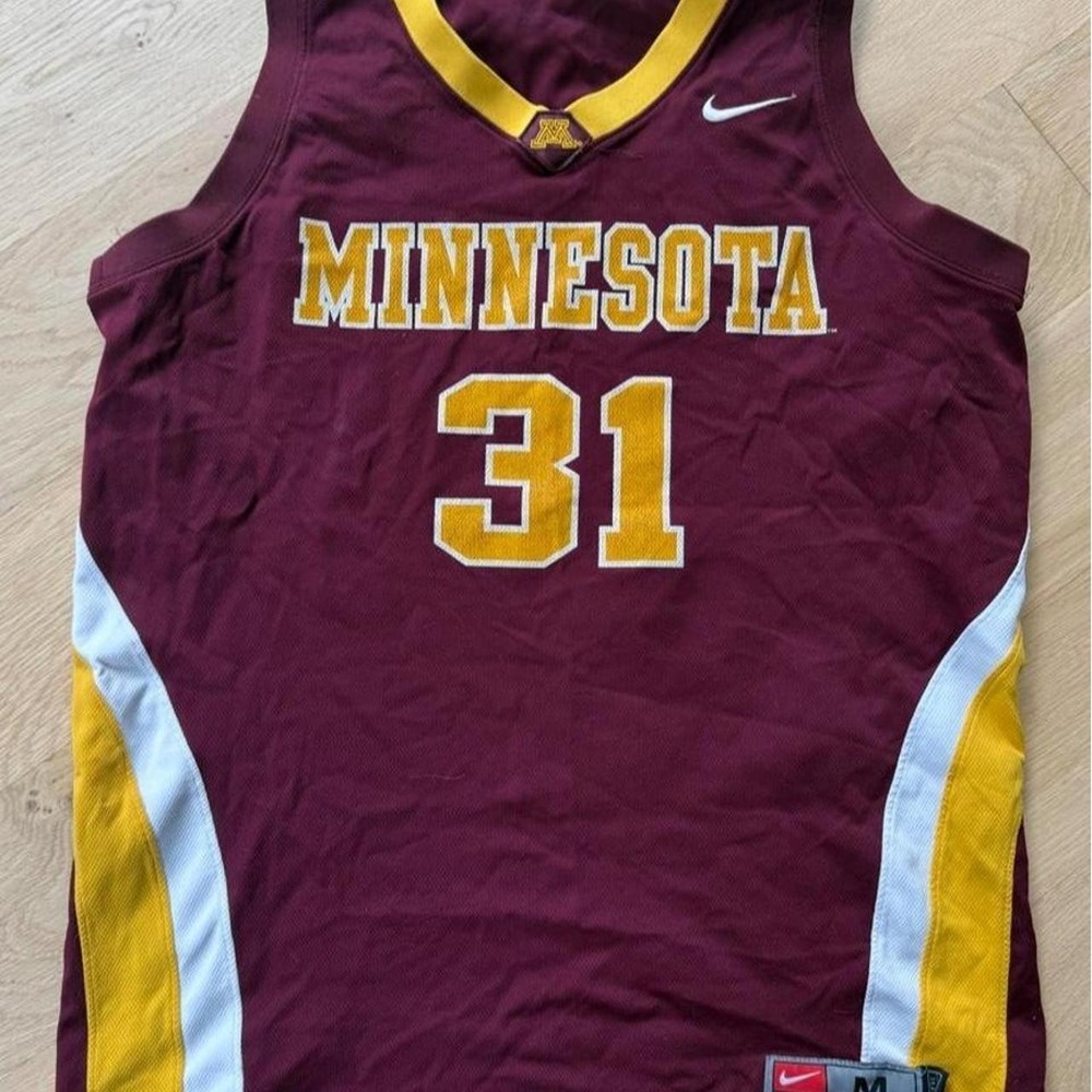 Vintage 1990s Nike Minnesota Gophers #31 Basketball Jersey M